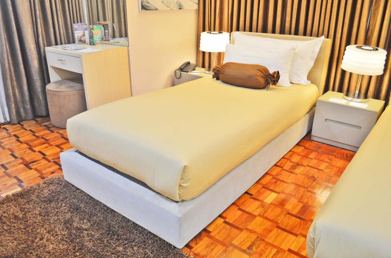 Prince Plaza II Condotel Makati City Ngoại thất bức ảnh