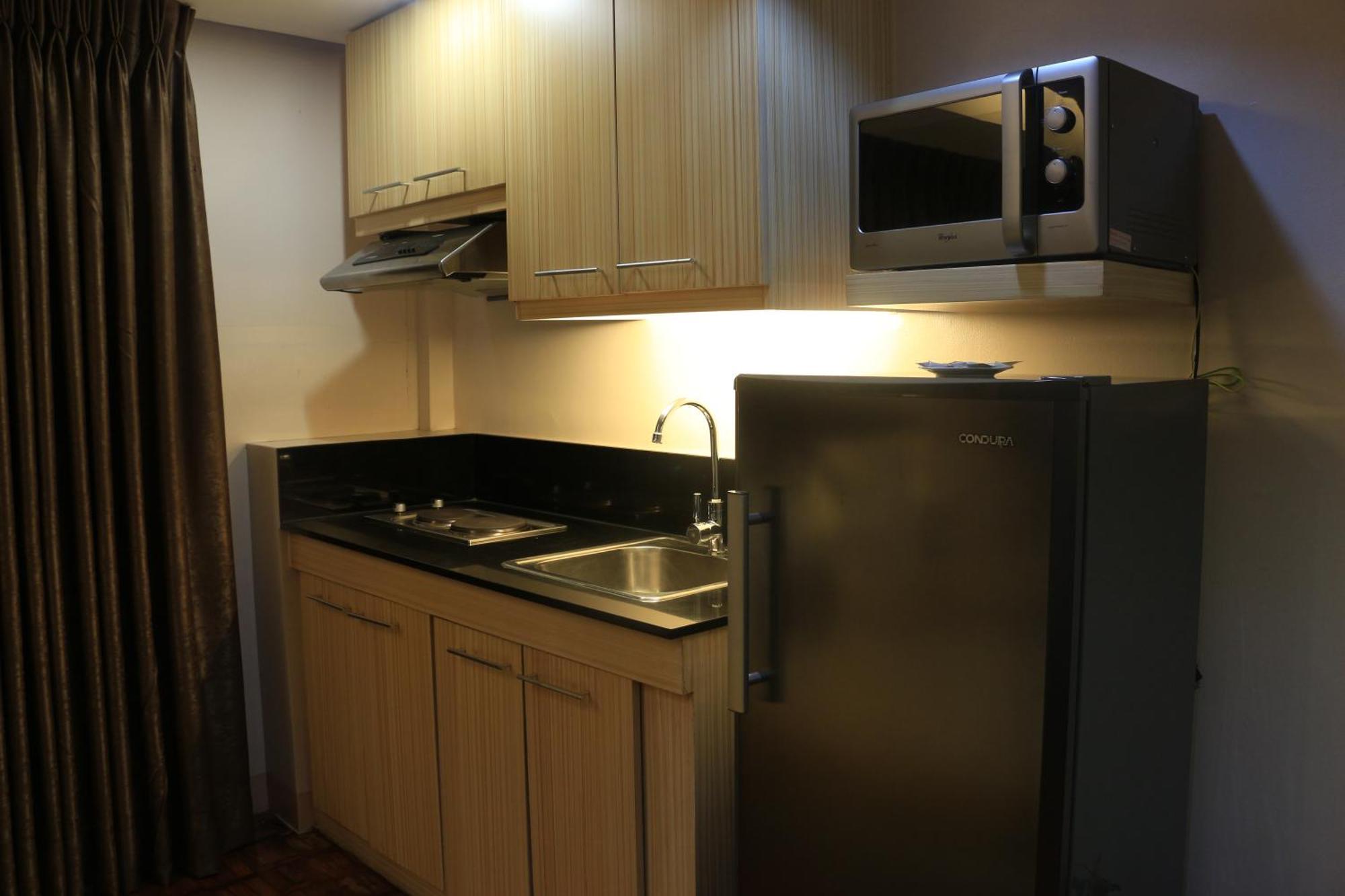 Prince Plaza II Condotel Makati City Ngoại thất bức ảnh
